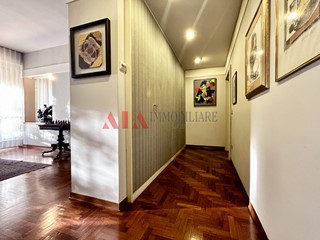 Appartamento in Vendita a Pontedera, 209'000€, 130 m²