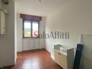 Trilocale in Affitto a Novara, zona Sacro Cuore, 750€, 90 m², con Box