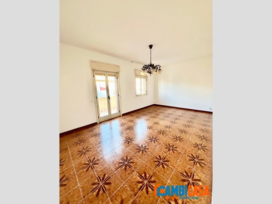 Quadrilocale in Vendita a Palermo, 129'000€, 110 m²