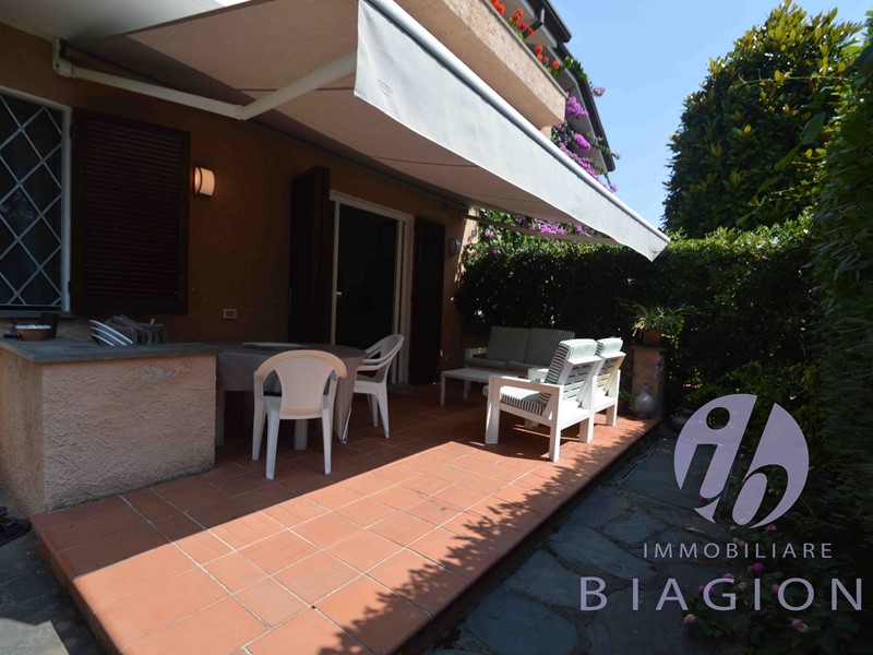 Appartamento in Vendita a Pietrasanta, zona Tonfano, 649'000€, 70 m², arredato