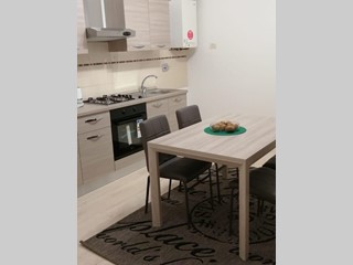 Trilocale in Vendita a Calci, 165'000€, 70 m²