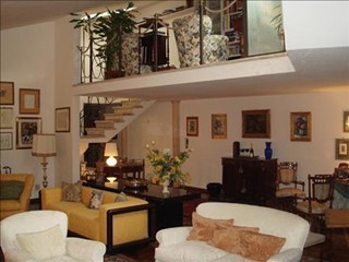 Appartamento in Vendita a Siena, 240 m²