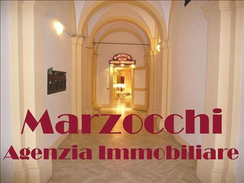 Appartamento in Vendita a Siena, 250 m²