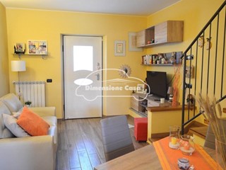 Casa Indipendente in Vendita a Capannori, 239'000€, 105 m², arredato