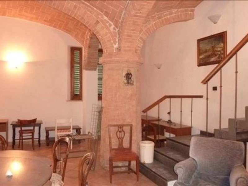 Appartamento in Vendita a Siena, 110 m²