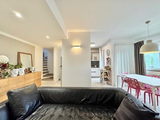 Appartamento in Vendita a Ponsacco, 330'000€, 145 m²