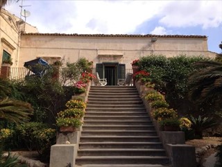 Villa in Vendita a Ragusa, 7000 m²