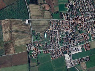 Terreno agricolo in Vendita a Vellezzo Bellini, 193'632€, 7027 m²