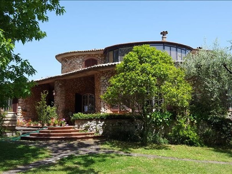 Villa in Vendita a Sovicille, 980'000€, 220 m²