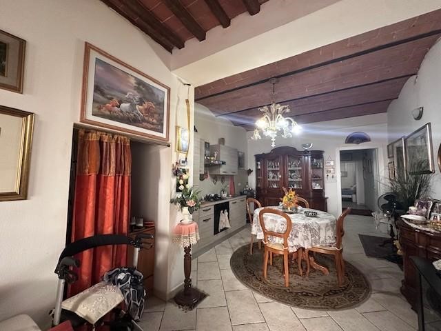 Trilocale in Vendita a Cascina, 145'000€, 55 m², arredato
