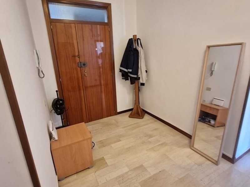 Trilocale in Vendita a Siena, 195'000€, 60 m², arredato, con Box