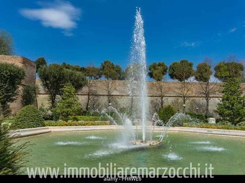 Appartamento in Vendita a Siena, 990'000€, 323 m²