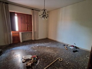 Appartamento in Vendita a Siena, 330'000€, 143 m²