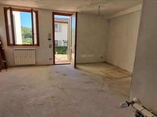Quadrilocale in Vendita a Monteriggioni, 225'000€, 72 m²