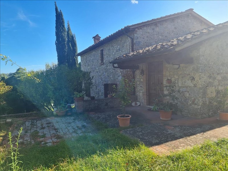 Casa di corte in Vendita a Monteriggioni, 780'000€, 200 m², arredato