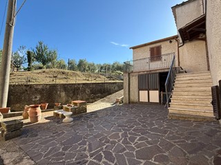 Casa Indipendente in Vendita a Chianni, 160'000€, 160 m², arredato, con Box