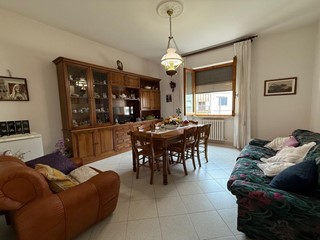 Quadrilocale in Vendita a Certaldo, 158'000€, 100 m², con Box
