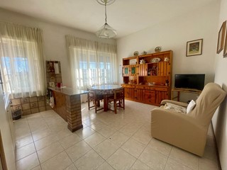 Trilocale in Vendita a Pontedera, 110'000€, 60 m², arredato