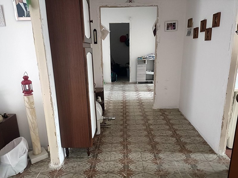 Appartamento in Vendita a Carrara, 95'000€, 88 m²