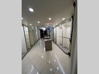 Negozio in Vendita a Milano, 249'000€, 40 m²