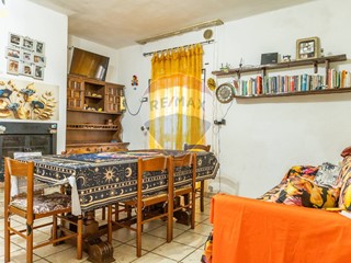 Casa Semi Indipendente in Vendita a Santa Maria Nuova, 105'000€, 120 m²