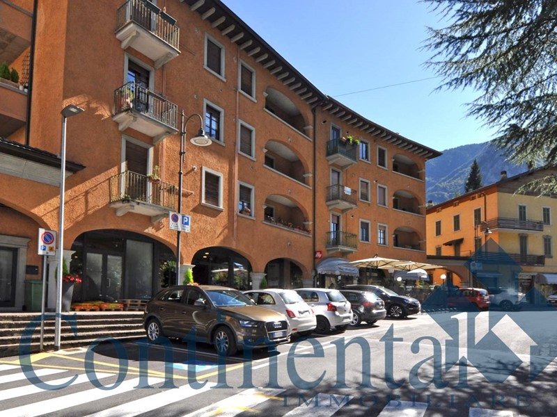 Quadrilocale in Vendita a Piazza Brembana, 109'000€, 115 m²