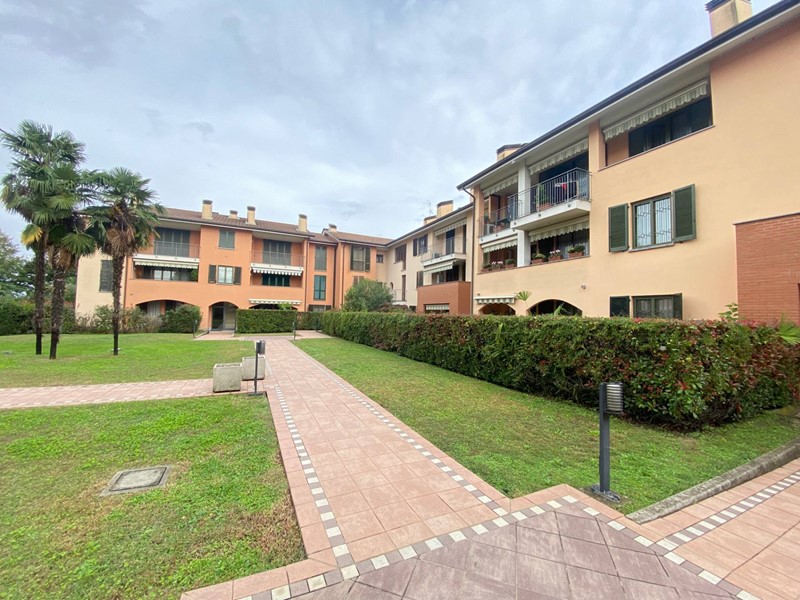 Trilocale in Vendita a Cernusco sul Naviglio, 350'000€, 100 m²