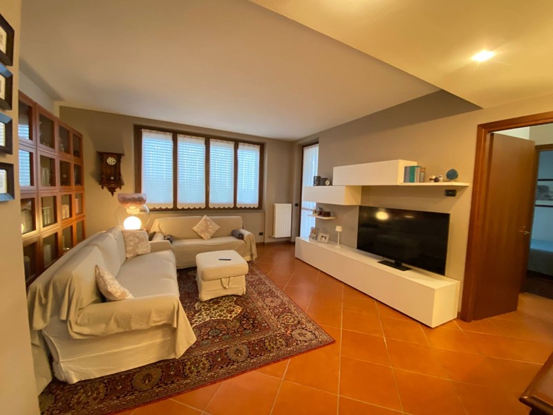 Trilocale in Vendita a Bussero, 320'000€, 105 m²