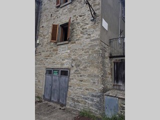 Quadrilocale in Vendita a Poppi, 55'000&euro;, 70 m²