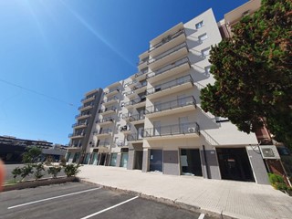 Ufficio in Affitto a Siracusa, 600€, 108 m²