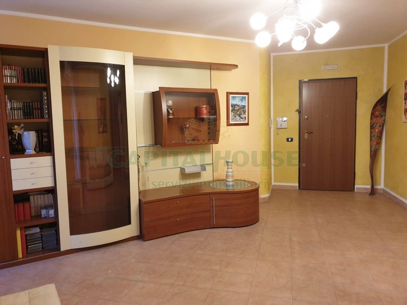 Appartamento in Affitto a Caserta, 800€, 116 m²
