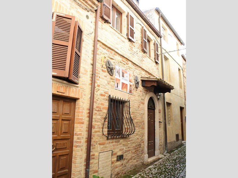 Trilocale in Vendita a Ripatransone, 105'000€, 68 m²