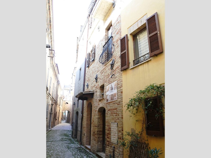 Trilocale in Vendita a Ripatransone, 80'000€, 61 m²