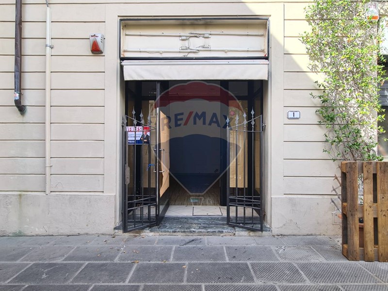 Immobile commerciale in Vendita a Empoli, 70'000€, 51 m²