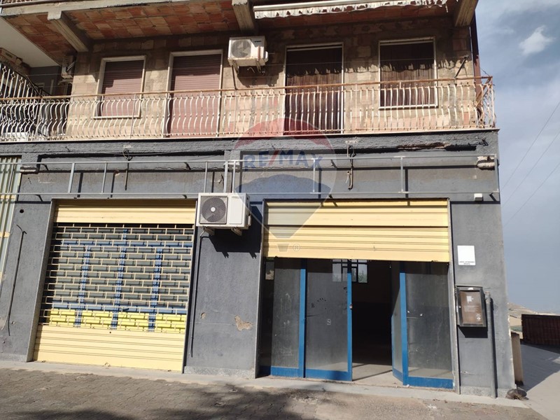 Quadrilocale in Vendita a Mirabella Imbaccari, 50'000€, 113 m²