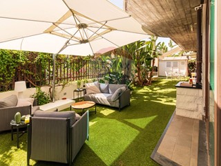 Casa Semi Indipendente in Vendita a Aci Castello, 450'000€, 138 m²