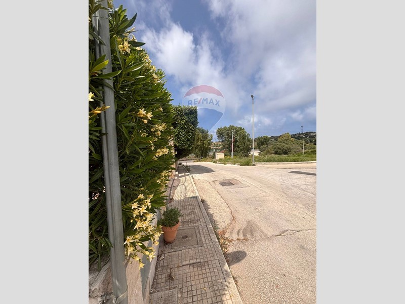 Terreno edificabile in Vendita a Augusta, 90'000€, 570 m²