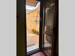 Appartamento in Vendita a Augusta, 90'000€, 160 m²