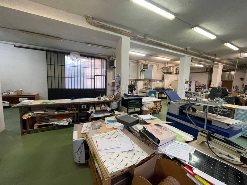 Laboratorio in Affitto a Mondovì, 900€, 315 m²