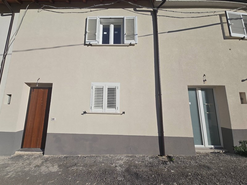 Casa Indipendente in Vendita a L'Aquila, 58'000&euro;, 75 m²