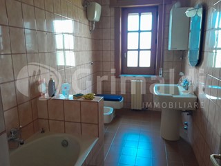 Casa Indipendente in Vendita a Benevento, 120'000€, 160 m²