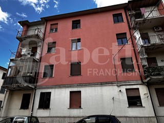 Appartamento in Affitto a Avellino, 92'000€, 120 m²