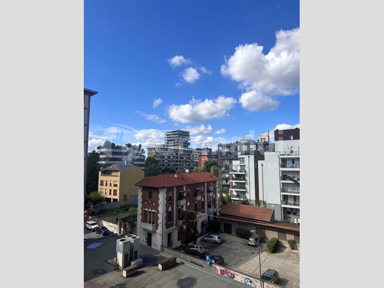 Bilocale in Vendita a Milano, 270'000&euro;, 40 m², arredato