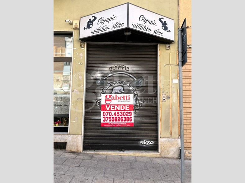 Negozio in Vendita a Cagliari, 150'000&euro;, 260 m²