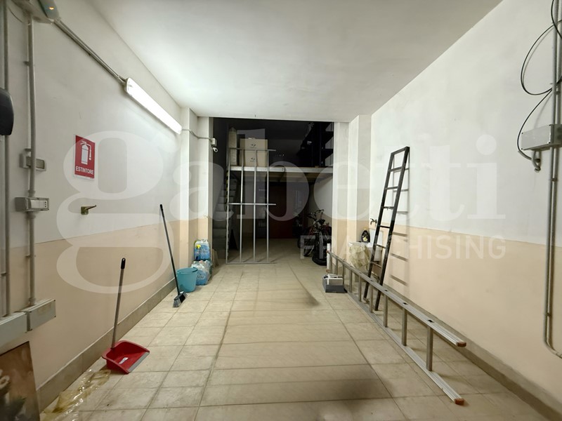 Box in Affitto a Angri, 150€, 24 m²