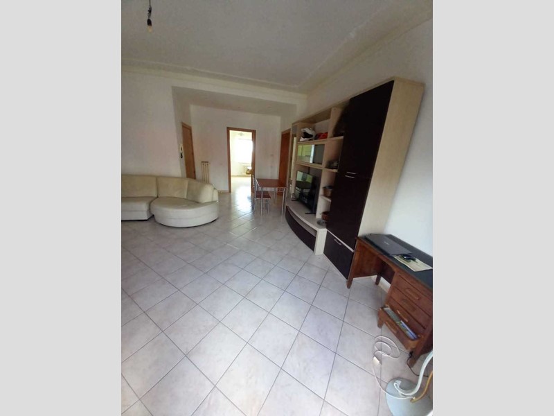 Appartamento in Affitto a Filottrano, zona FILOTTRANO, 550€, 100 m², con Box