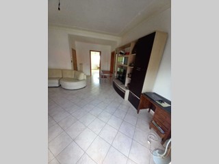 Appartamento in Affitto a Filottrano, zona FILOTTRANO, 550€, 100 m², con Box