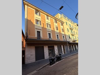 Immobile commerciale in Affitto a Bologna, zona Centro, 800€, 30 m²