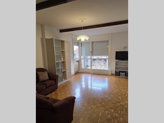 Trilocale in Vendita a Erba, 235'000€, 113 m², con Box