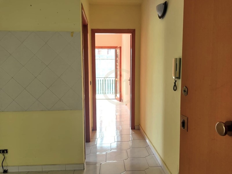 Bilocale in Vendita a Santa Venerina, zona Centro, 50'000€, 40 m²